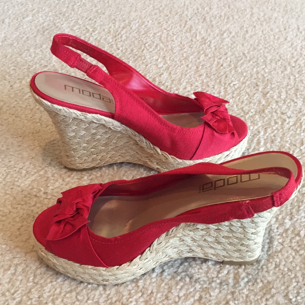 Red Rope Wedge. Like new condition. Size: 8.5”.